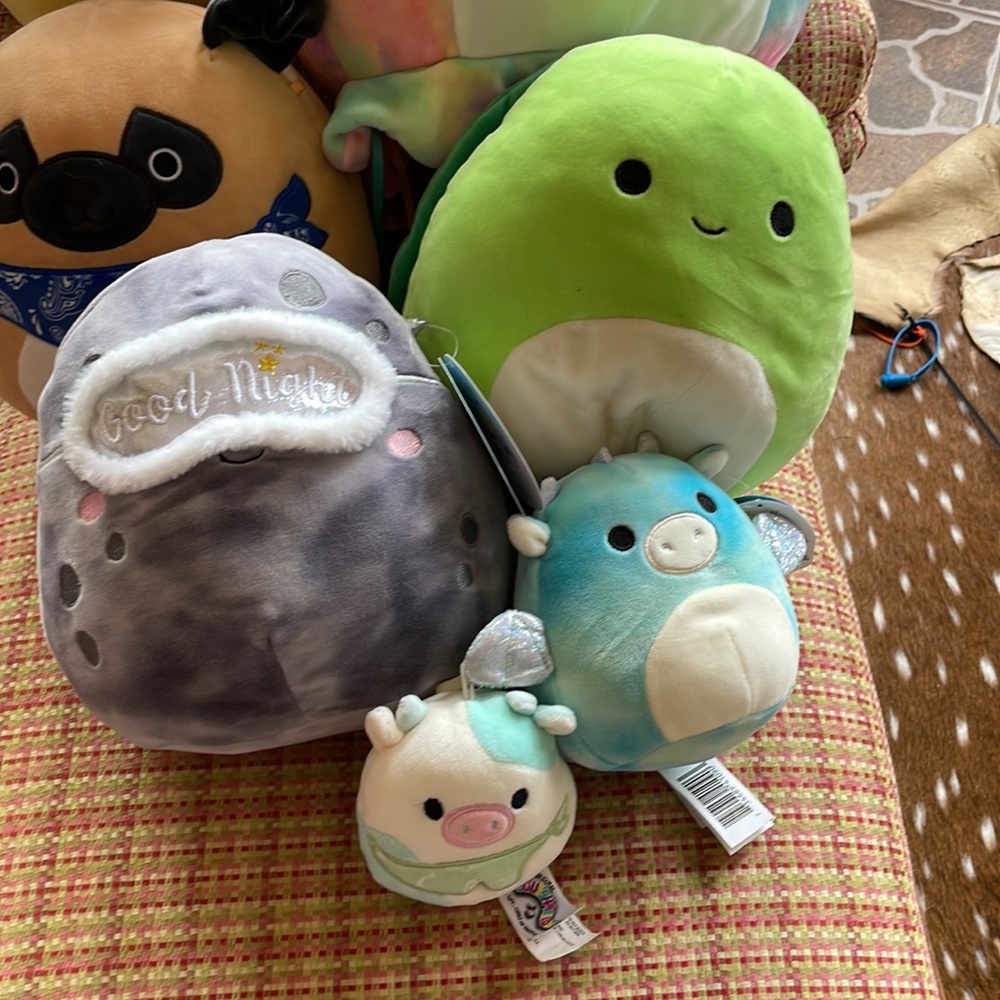 Squishmallows! - Picture 2 of 6